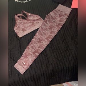 JUST THE SPORTS BRA - Gymshark Sports Bra (New with out tags)